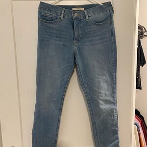 Levi's Women's Light Blue Skinny Jeans